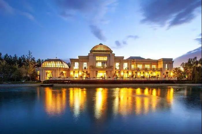 逐梦深蓝清水手艺无氯泳池 逐梦深蓝清水手艺无氯泳池